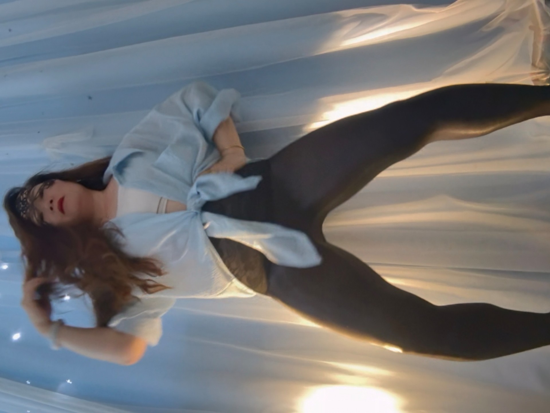 阿姨动感的舞蹈