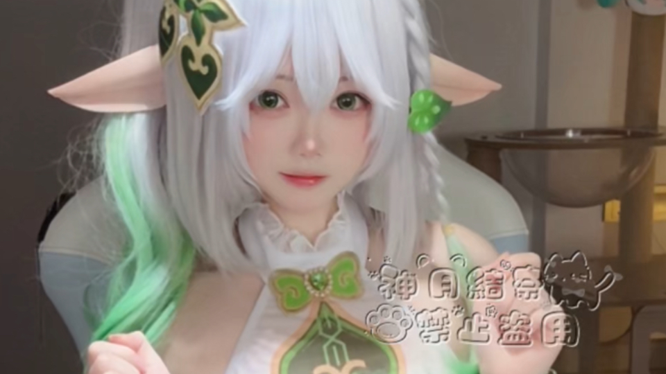 Swimsuit version of Nasida ◟(˶> ᎑ <˶)◞