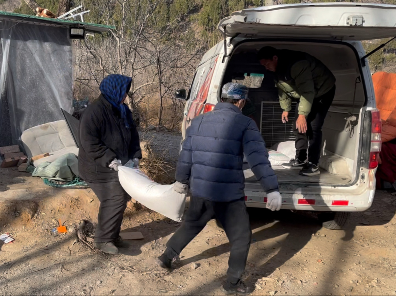 一方有难，八方支援