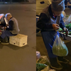 82岁老人凌晨1点还在卖菜养家，男子无意记录下感人一幕，视频曝光