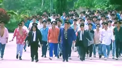 冲击天子门生：两黑帮火拼 乌鸦带着警察来镇压 没想到一点面子不给他