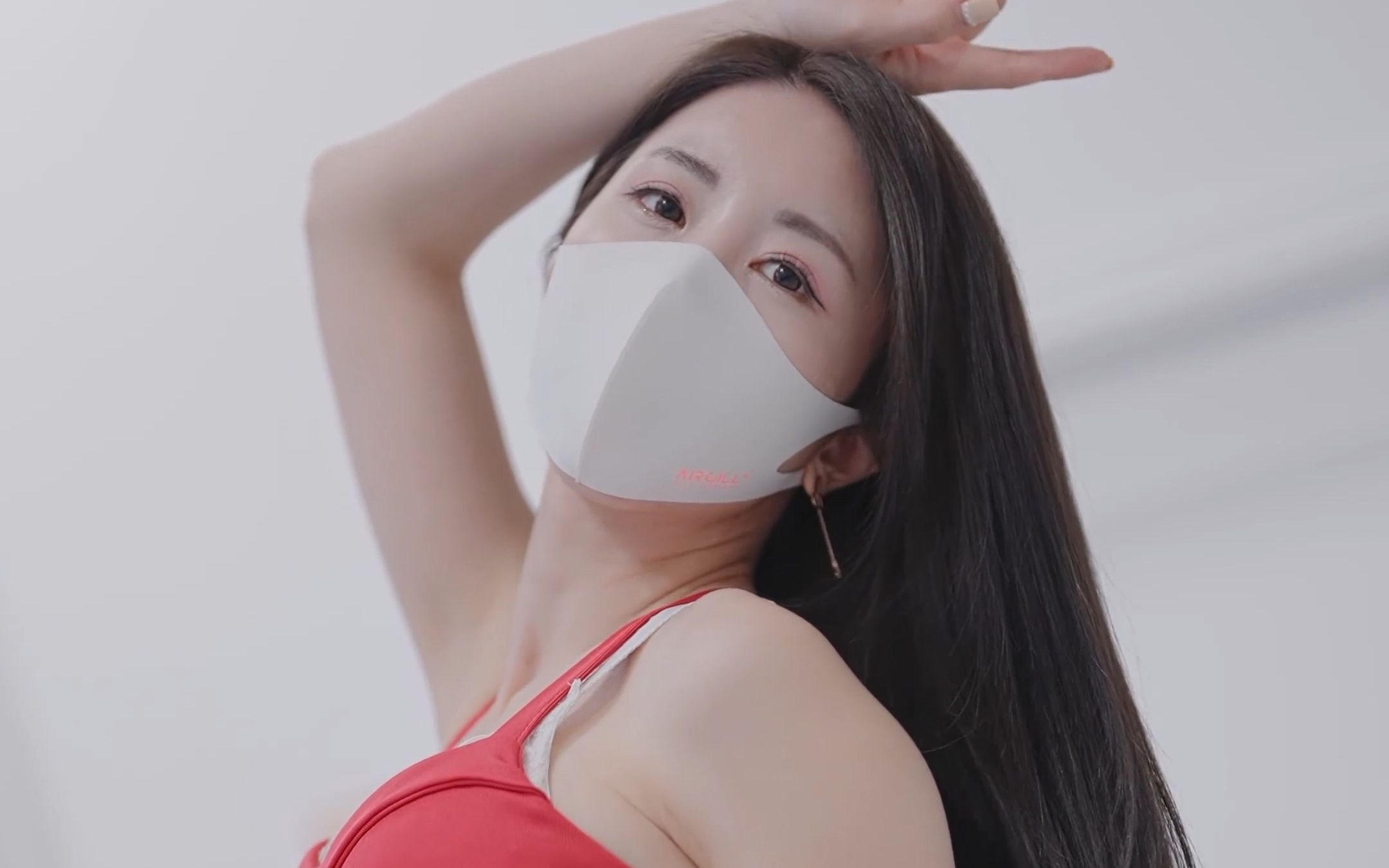 Miss Rose's stunning figure-flattering outfits