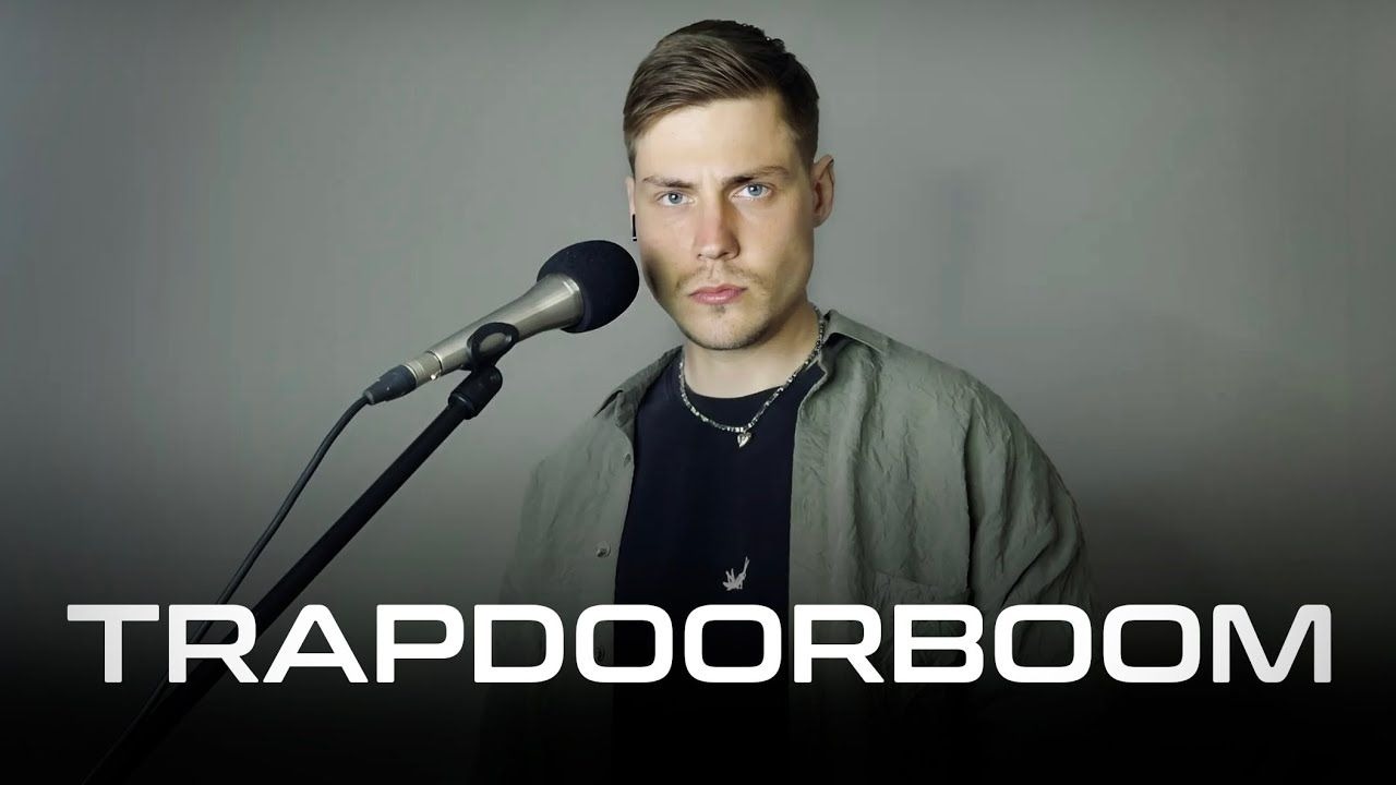 "崩裂" / Helium - TRAPDOORBOOM