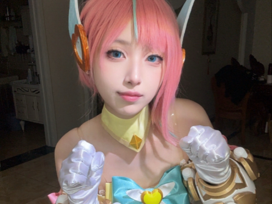 Borrowed cat from the Watchtower