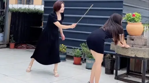 女人打屁股的快乐，就是这么开心