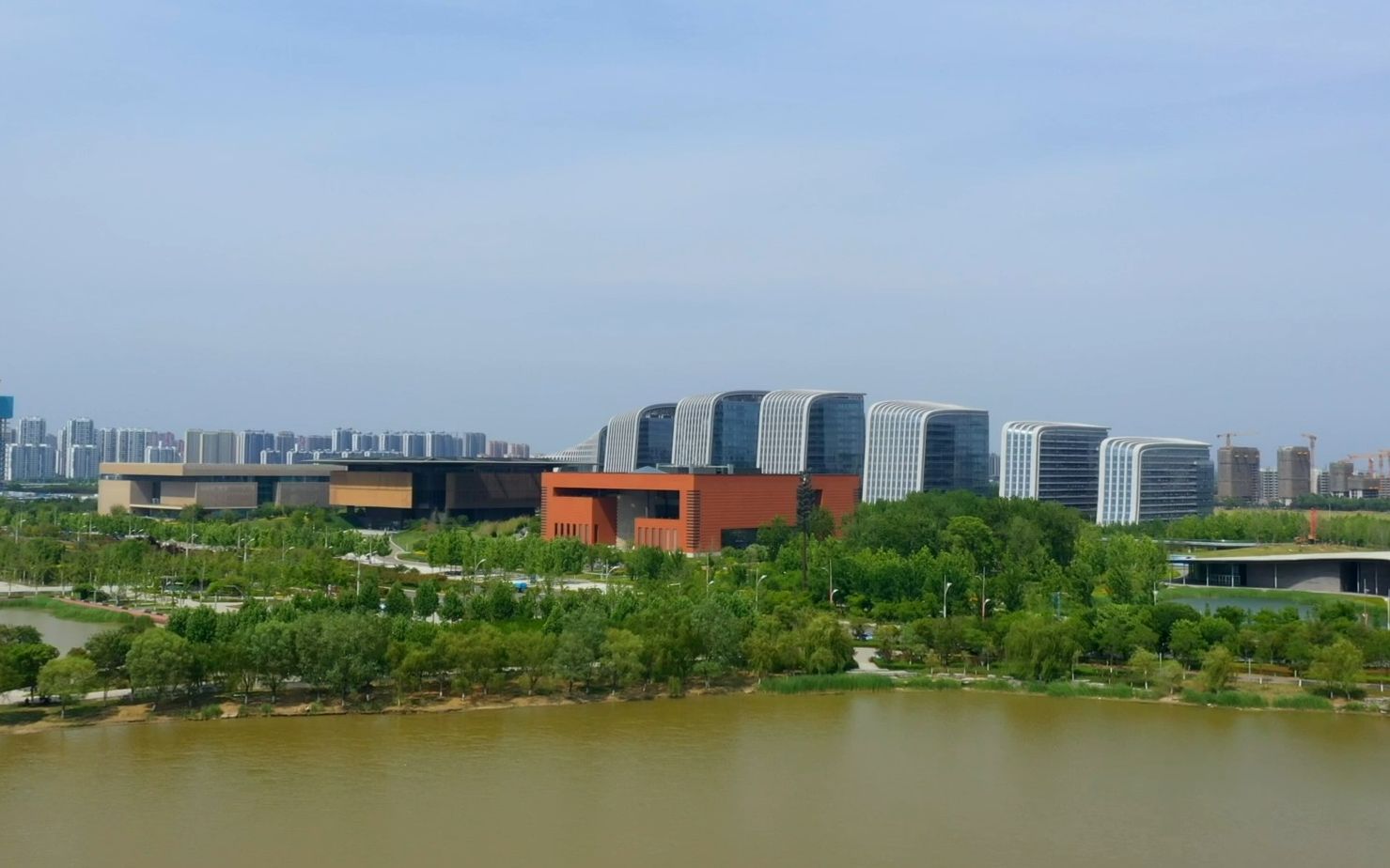 【跟着旅发大会游济宁——济宁市博物馆】相约文化济宁，体验好客山东。走进济宁市博物馆，感受源远流长的济宁历史。