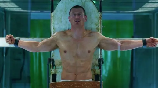 肌肉男被抓去做实验,拼命的挣扎