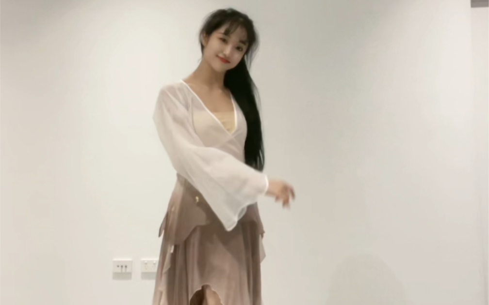 公子，一起折花吗？