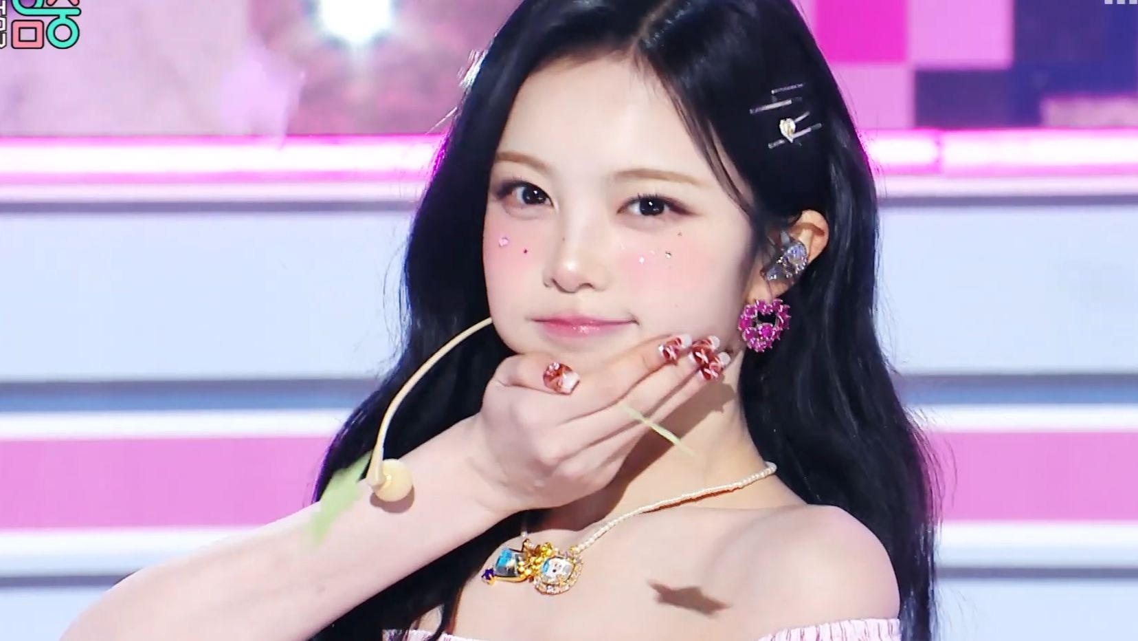 Hearts2Hearts最新回归曲RUDE 260228打歌舞台