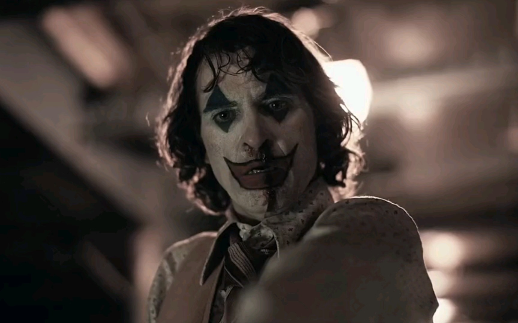 DC电影 《小丑》预告片背景音乐_哔哩哔哩_bilibili