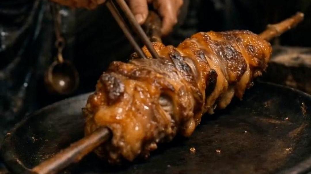 大唐老屠夫深夜烤牛尾：排场肉哄外行，真香的全在骨头缝里！