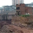 重庆最牛钉子户：地基被向下挖了10米，男主人每天攀岩进屋