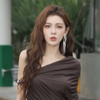 【张予曦】秋天一起做琥珀流光美女