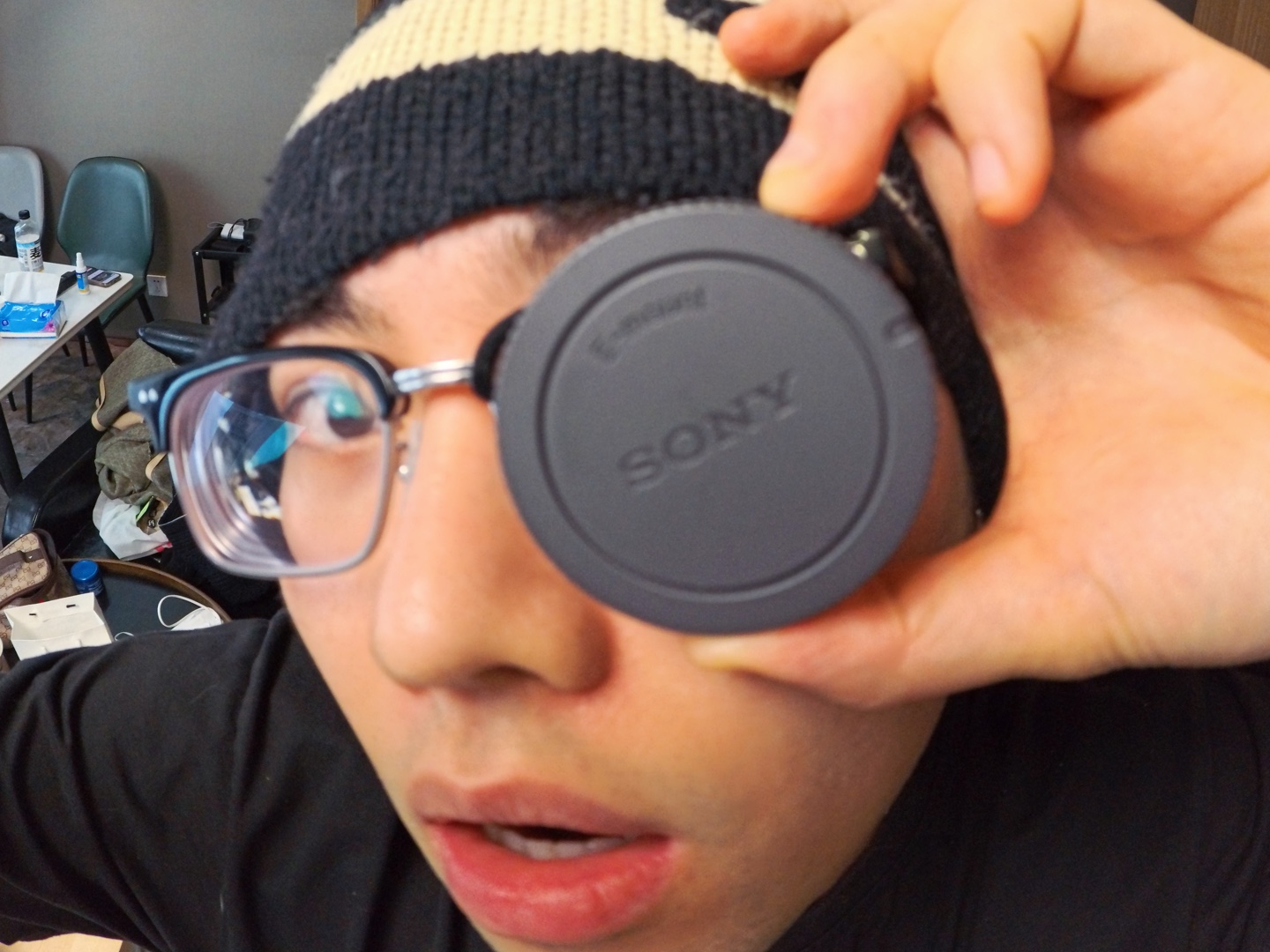 才发现镜头盖比镜头还实用？！