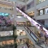 西安赛格购物中心，全亚洲最长的室内扶梯，从一楼直达六楼