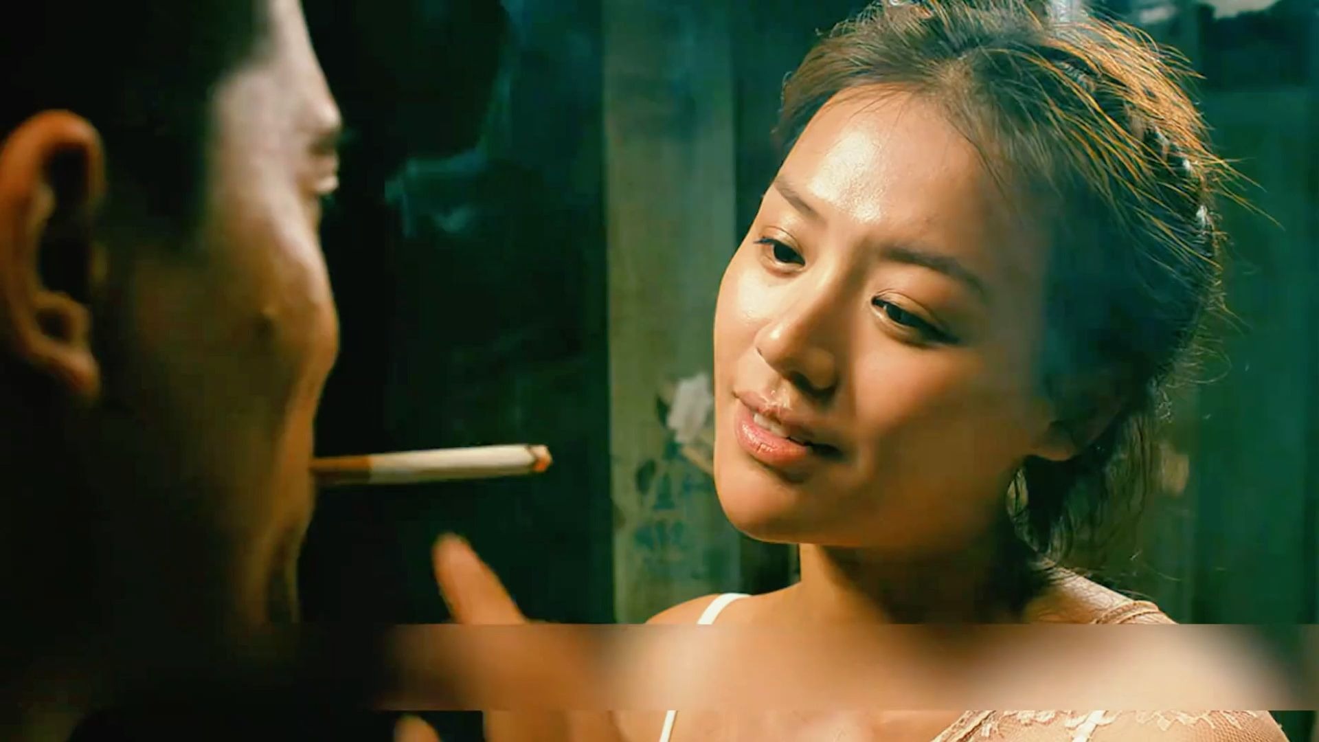 “黎吧啦，你很有名，帮我杀个人吧”《左耳》国产青春疼痛文学巅峰之作，欧豪成为马思纯主演，震碎我的三观