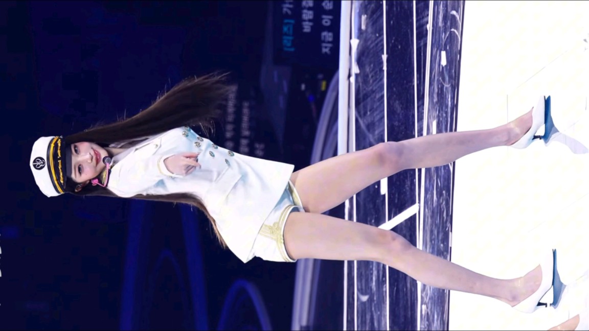 张元英：眼睛往哪看呢，别盯着了