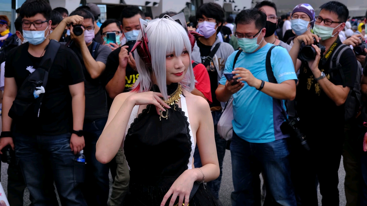 Comic-Con Casual Cosplayer