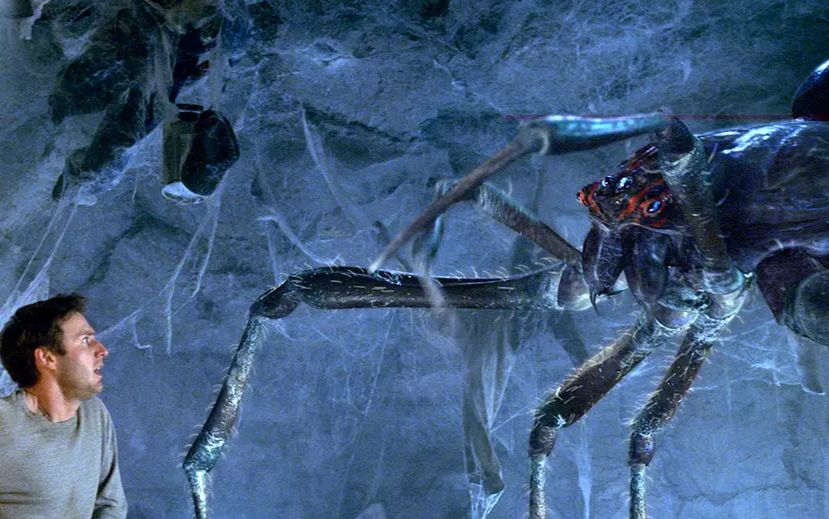 5分钟看完科幻惊悚电影《骆驼蜘蛛》, 据说是根据真实