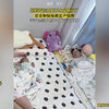 小暖男！妈妈带娃太累不小心睡沉了，被雷声吓醒的哥哥照顾妹妹