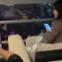 女子坐家中看薛之谦演唱会，独特视角一览无余，网友：VIP包房