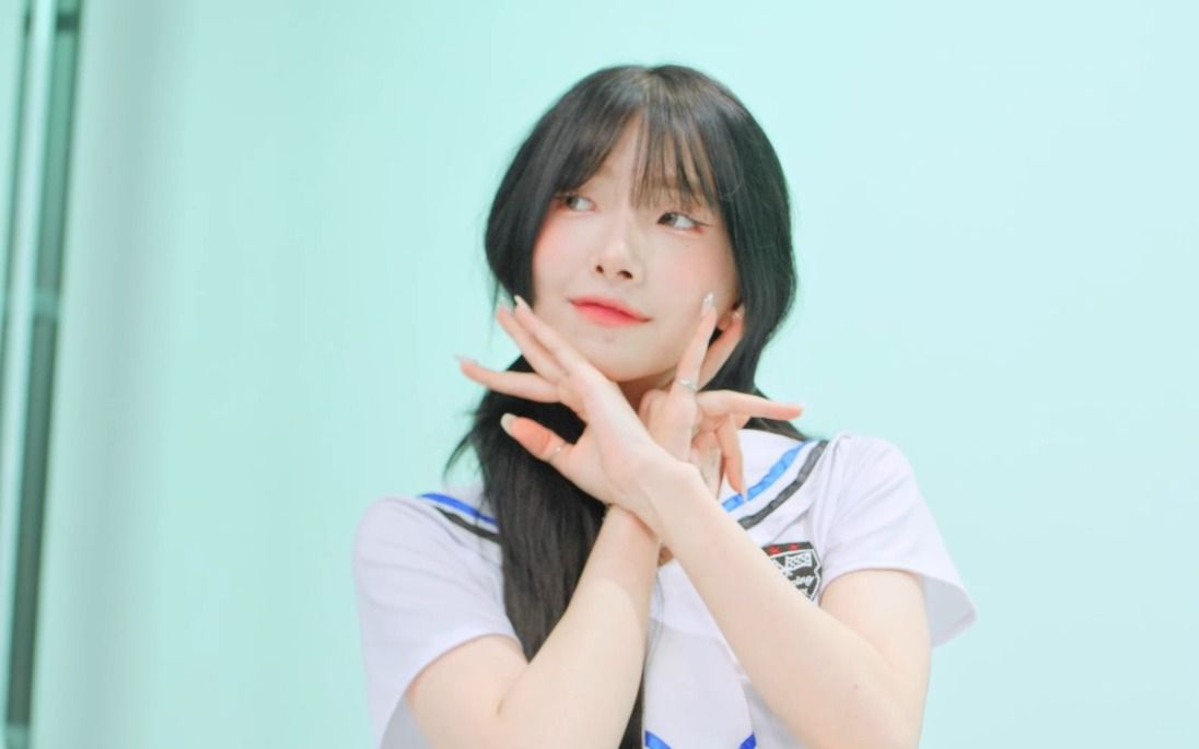 HEART ATTACK Seo Young Sailor Suit Black Different Perspectives