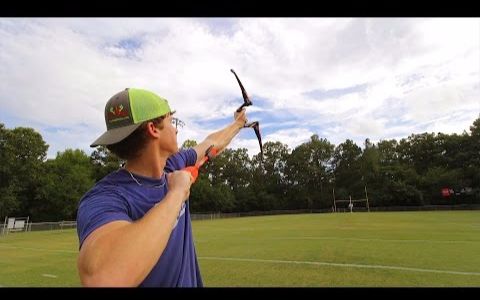 【大神在民间ⷮŠ弓与矢之歌】Bow & Arrow Trick Shots  Legendary Shots哔哩哔哩bilibili