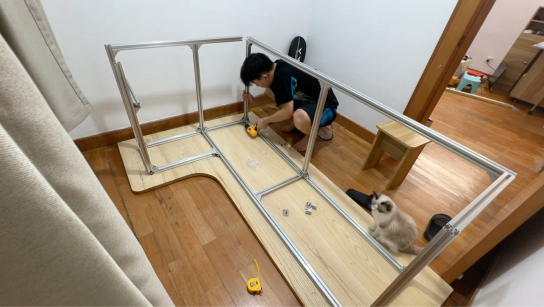自制实木转角桌，全铝型材脚架！