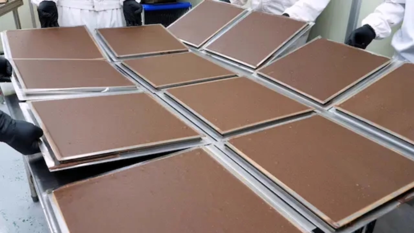 巧克力工厂制作罗伊斯薄荷味生巧