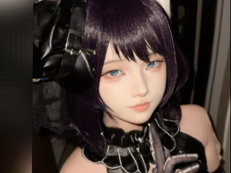 This girl thinks she's handsome.