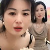 两嫂嫂互动聊天搞气氛