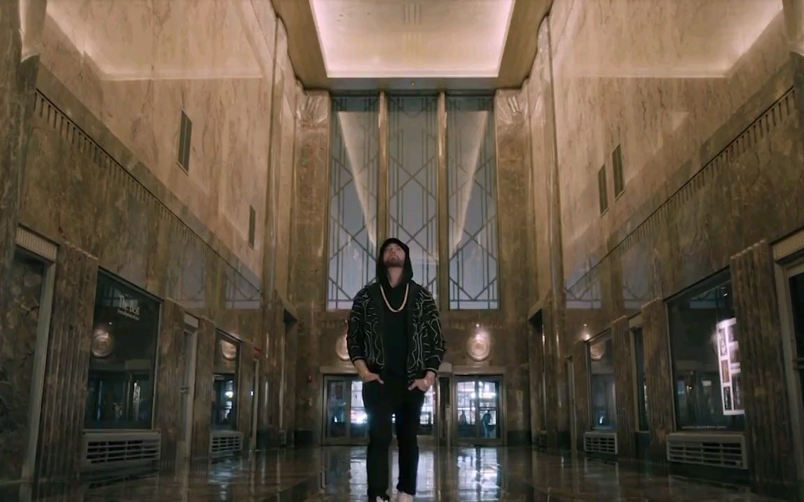 【Eminem】姆爷《venom》帝国大厦现场版 【高清】