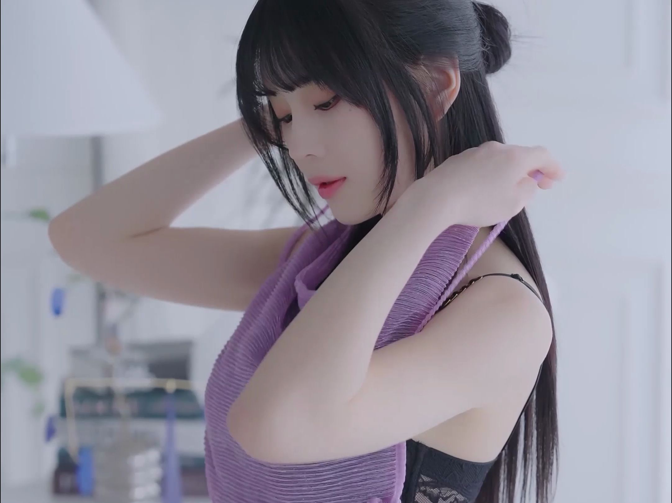 Miss HeeSol's Cake Dress & Backless Dress Outfits