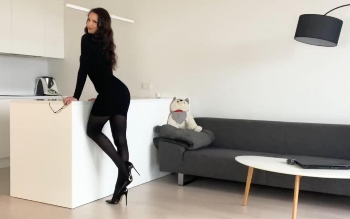 Black Silk Dress Package Hip Dress Patent Leather Red Bottom Fine Heeled High Heels