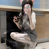 都喜欢少萝是吧 那我这种屌丝怎么办