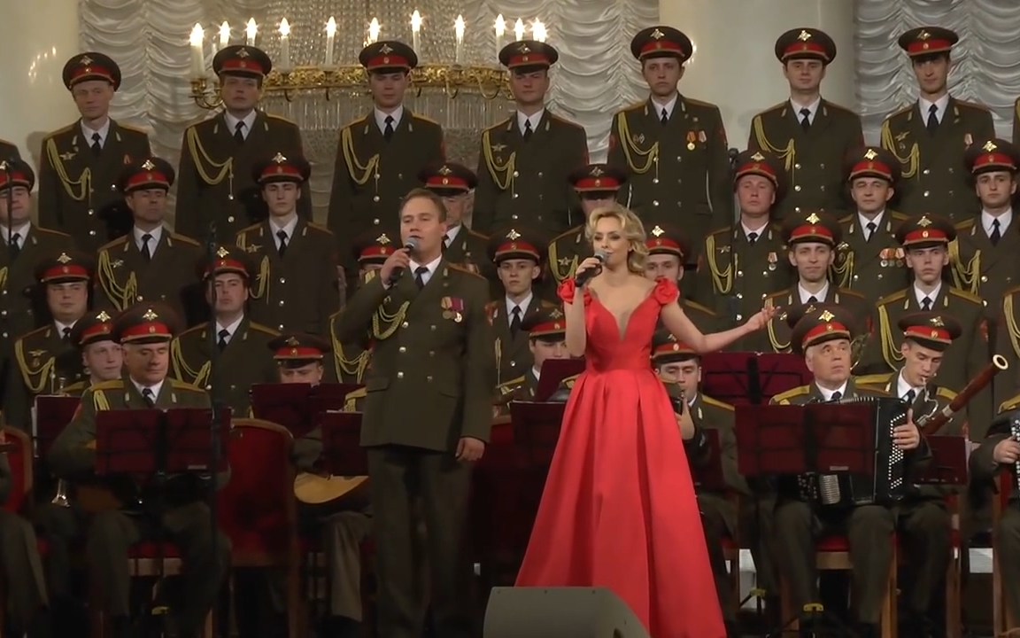 【红旗歌舞团】莫斯科郊外的晚上（2016/中俄字幕）