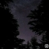 钢琴app弹原创曲，取名叫“夜晚的星星在荡着秋千”吧。