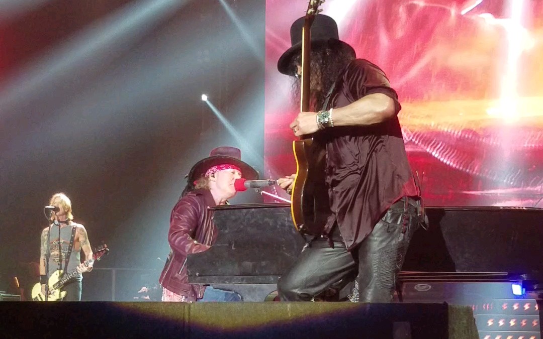2018枪花香港场novemberrain十一月的雨slash尾奏演奏gunsnroses