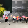 2025年4月15日晚晨华广场舞（操）健身队第二中队队员在晨华广场舞台练习广场舞《美丽中国