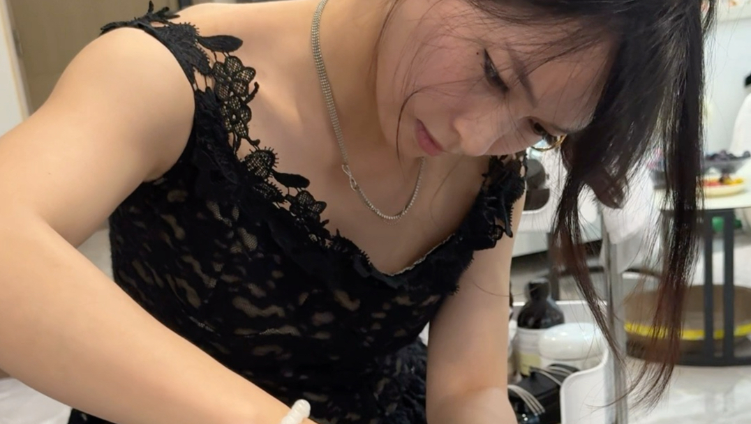 宾利的诀窍：一个大富婆哈哈哈哈