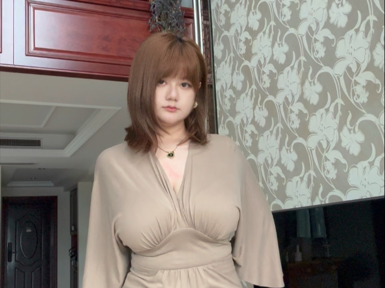 The latest video of [Miu Miu who doesn't eat rice] is now online, come and watch!