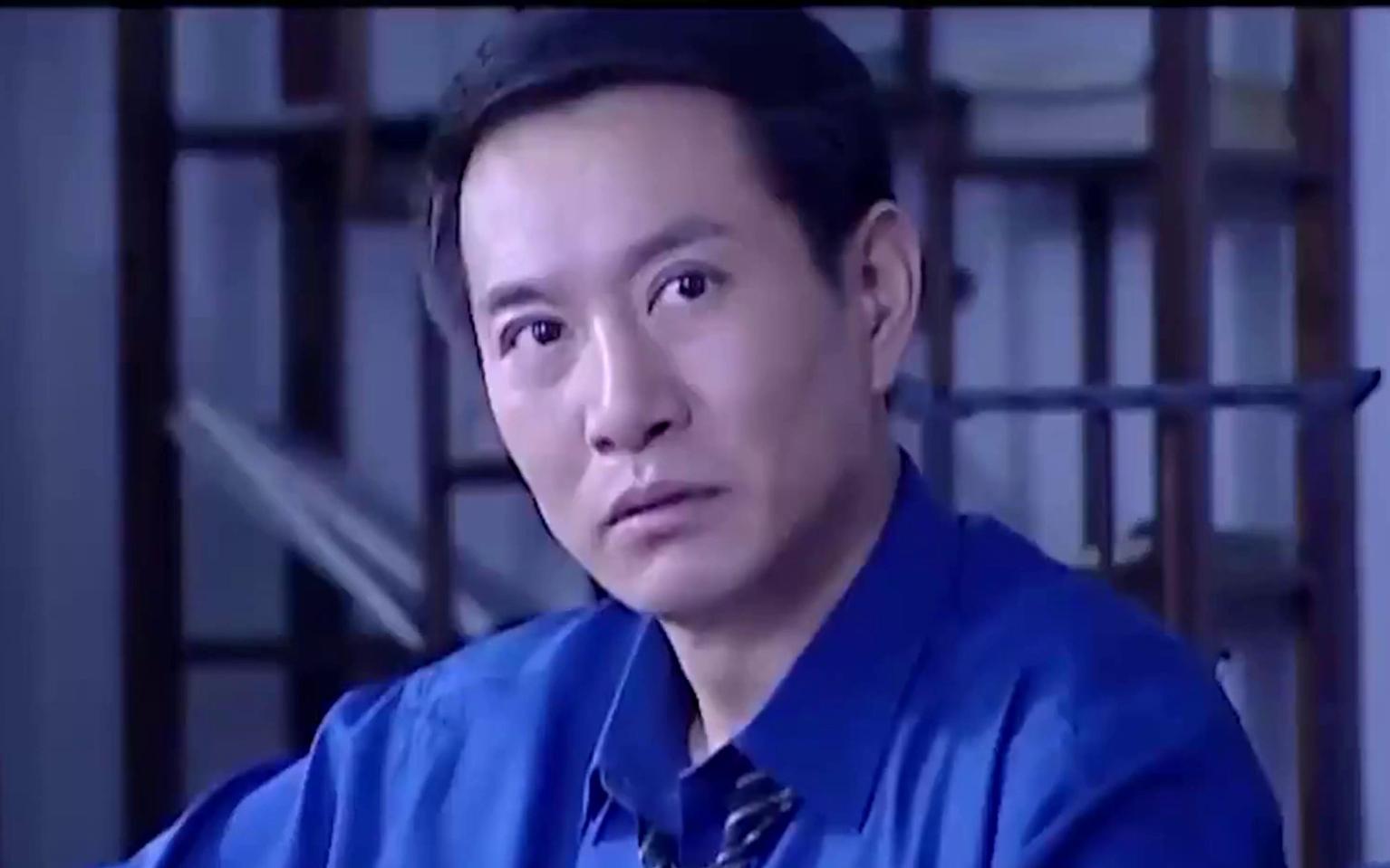 罪域:小弟摊牌,逼得兆辉煌露出黑社会的本性,下秒性命不保