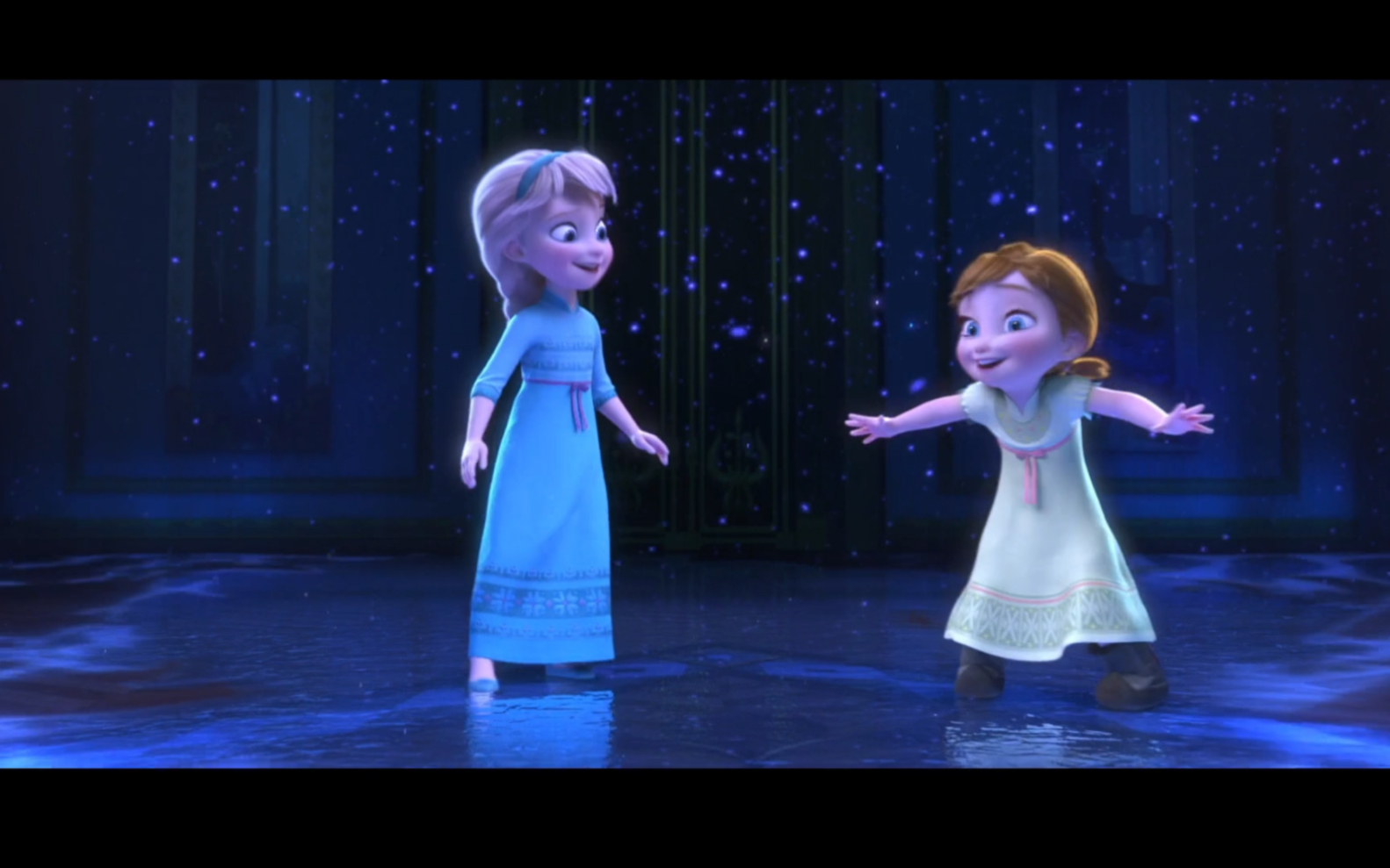 《冰雪奇缘》美丽的艾莎公主和调皮可爱的安娜公主，你喜欢哪个