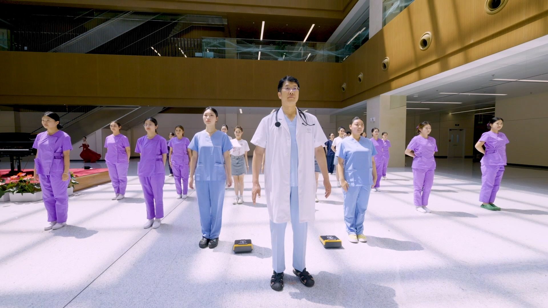 #用一首歌学会心肺复苏 心脏病突发急救科普歌曲，手把手教你心肺复苏等急救要点！