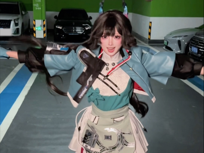 就要嬉皮笑脸的库里库里