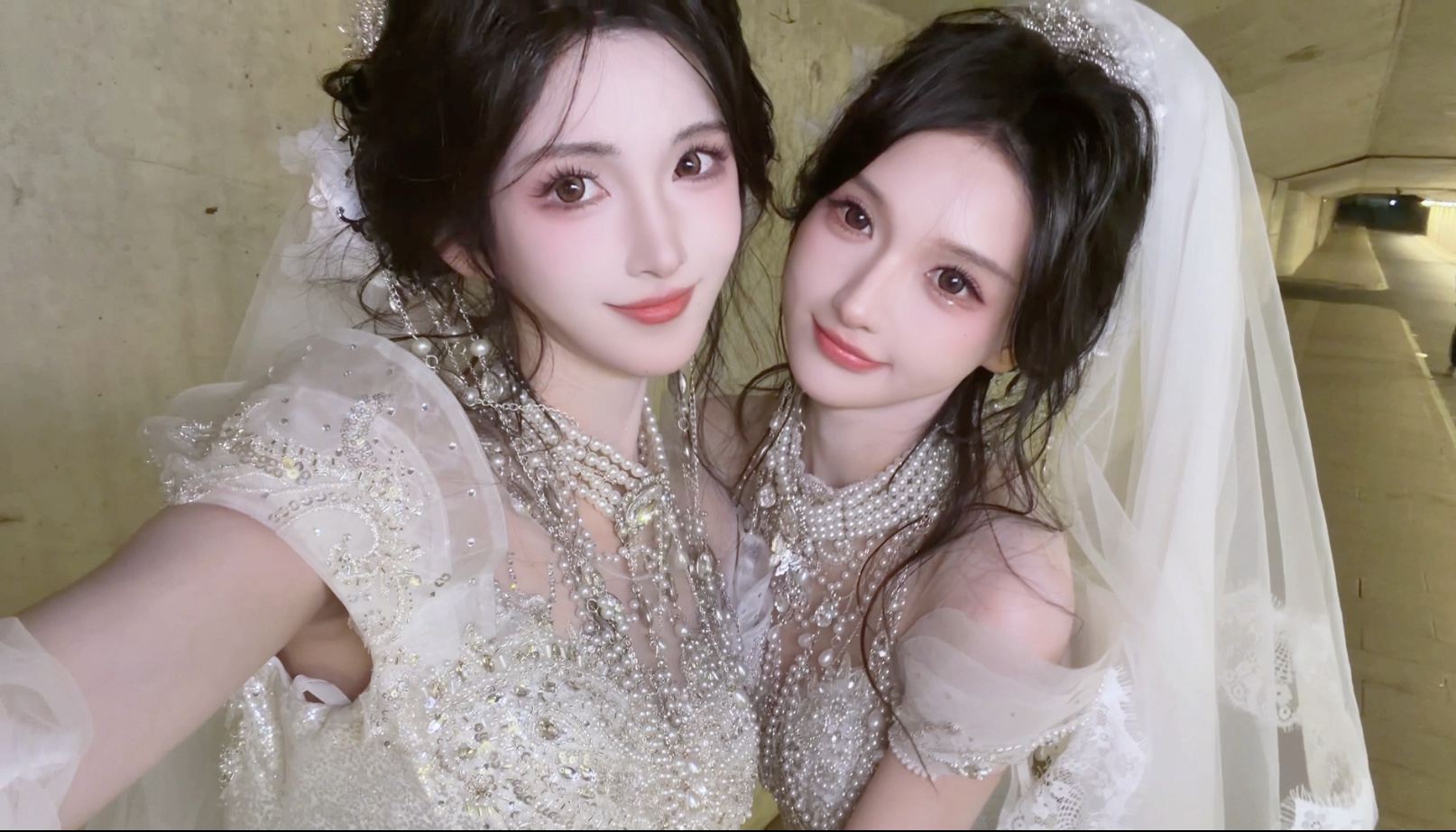 该羡慕纸鱼还是羡慕小玥玥