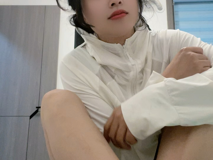 是美女吗 不太像哎