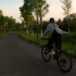 夕阳下的自行车，记录一下第一次跟拍