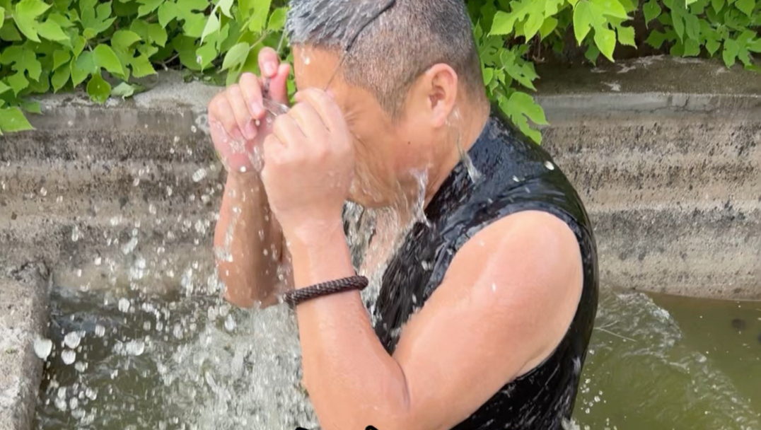 10元蒜香小龙虾