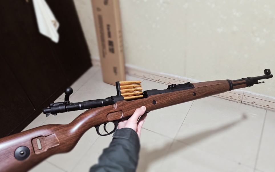 268买的乖巧虎Kar98K玩具枪值吗？